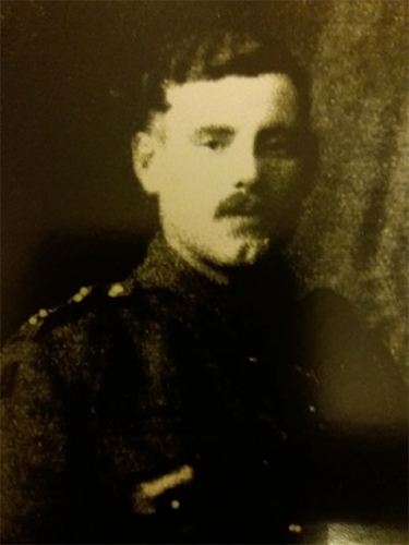 Alfred HOLT