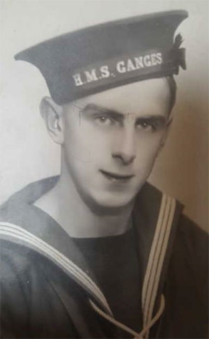 KENNETH PEARN